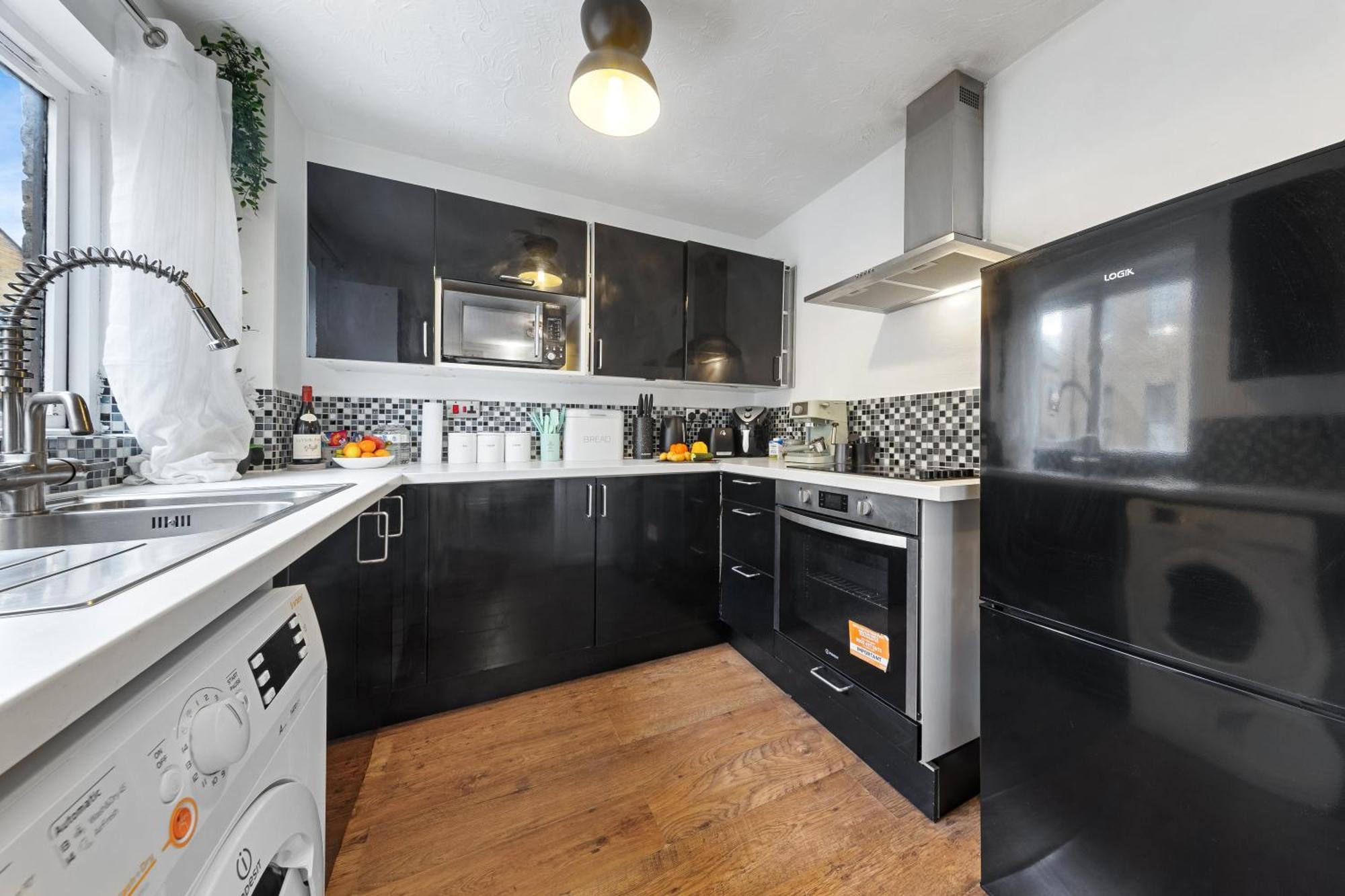 Quirky Canary 2Bed, Free Parking, Smart Tv & Games Лондон Экстерьер фото